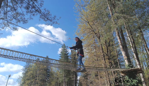 Diego  a séjourné dans une cabane dans les arbres