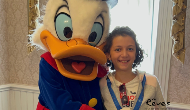 Amira a fait un séjour à Disneyland Paris