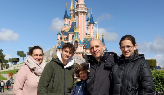 Hugo a fait un séjour à Disneyland Paris